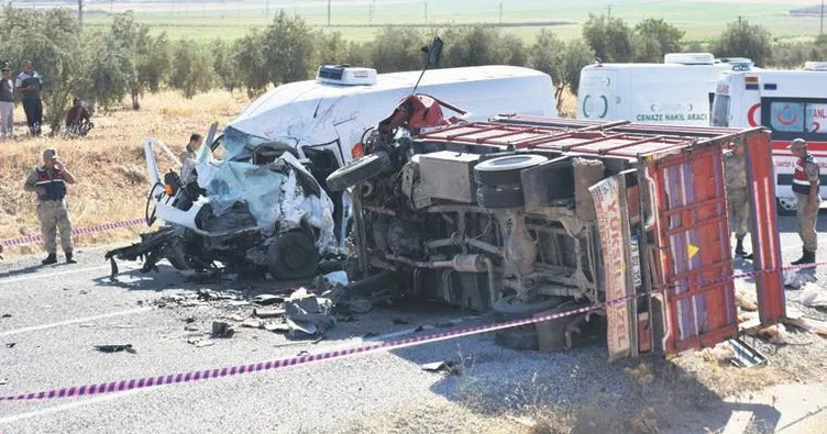 Ecel işe giderken yakaladı: 8 ölü