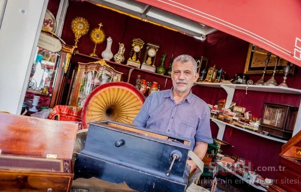 Taksim Meydanı'ndaki antika festivali meraklısını bekliyor...