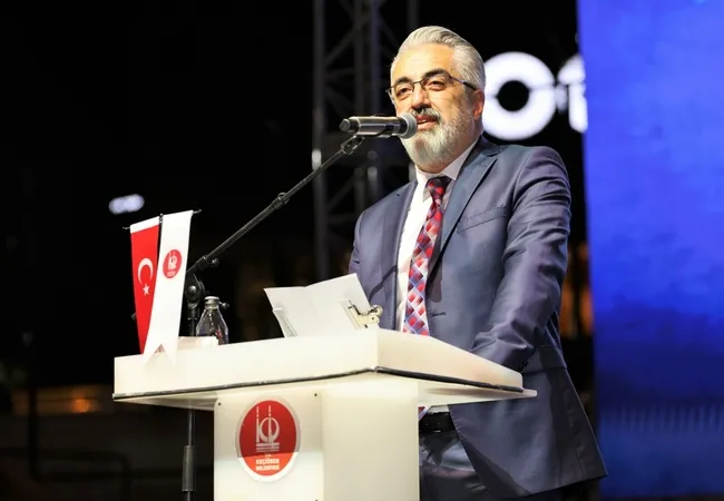 keciorende-yks-ve-lgs-ogrencilerine-dev-motivasyon-etkinligi-muzik-ve-egitim-bir-araya-geldi-1790877894032.jpg