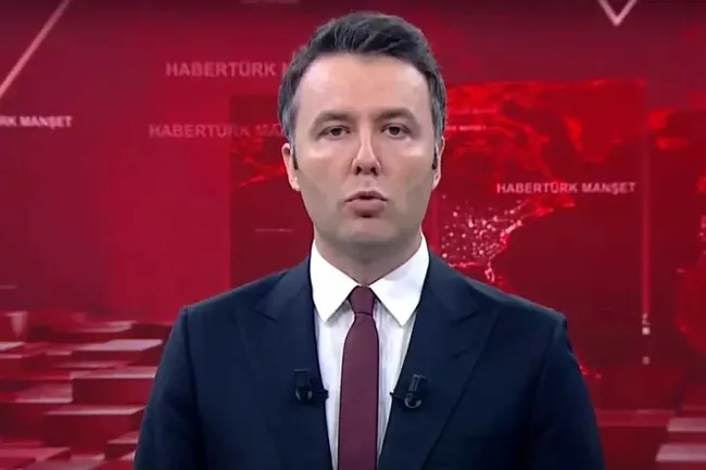 son-dakika-gazeteci-mehmet-akif-ersoy-bir-kez-daha-hakim-karsisinda-dikkat-ceken-orgut-lideri-ifadesi-mahkeme-1791547644447.jpg SON DAKİKA... Gazeteci Mehmet Akif Ersoy bir kez daha hakim karşısında! Dikkat çeken 'Örgüt lideri' ifadesi: Mahkeme kararını açıkladı