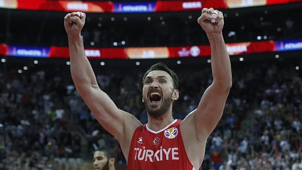 Semih Erden, basketbolu bıraktığını açıkladı!