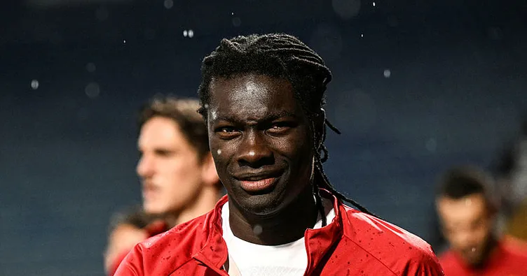 Bafetimbi Gomis’ten duygusal veda!