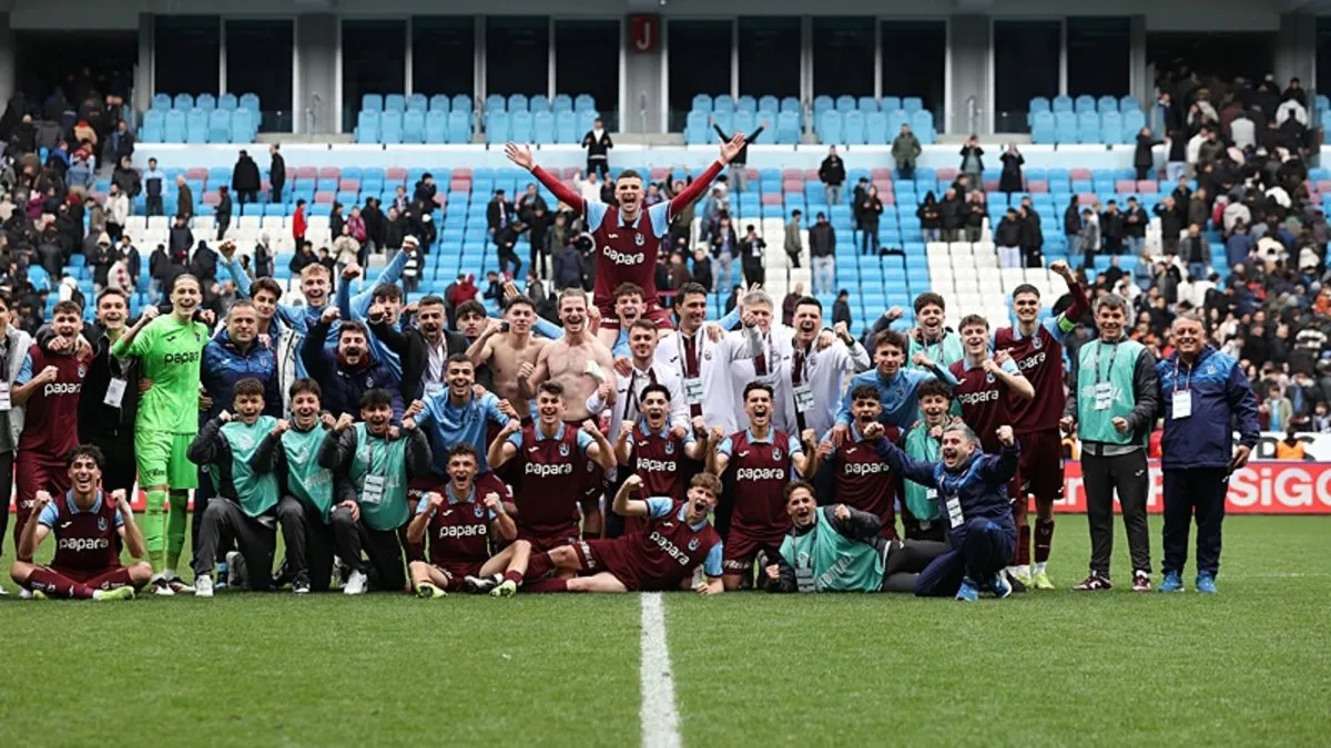Ertuğrul Doğan'dan, Trabzonspor U19 Takımı'na tebrik