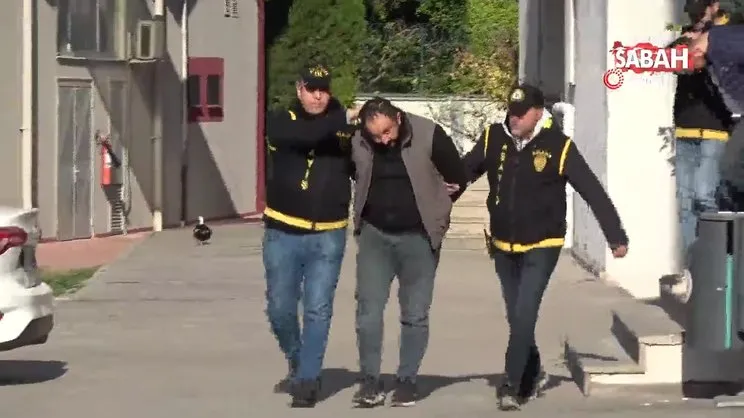 Taksinin bagajından hafif makineli tüfek ve 2 ruhsatsız silah çıktı | Video