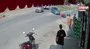 Motosikletlinin ölümden döndüğü anlar güvenlik kamerasında | Video
