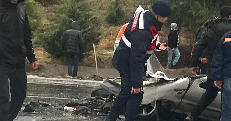 Adıyaman’da feci kaza! Otobüs ile otomobil çarpıştı: Ölü ve yaralılar var