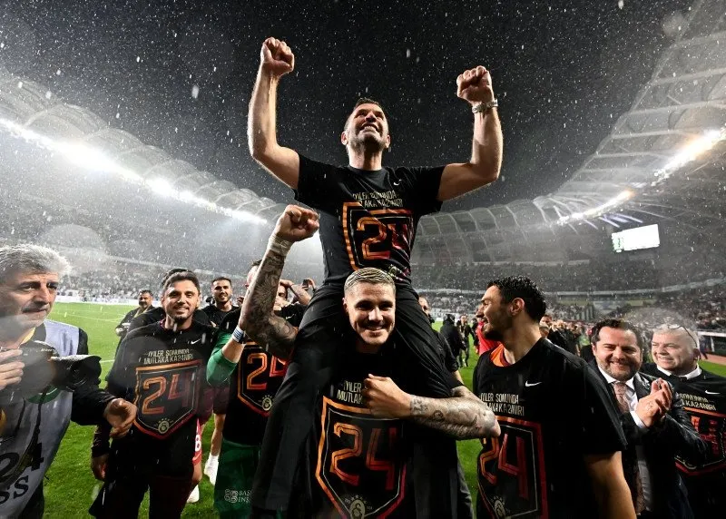 Son dakika haberleri: Şampiyon Galatasaray'ın Devler Ligi'ndeki muhtemel rakipleri belli oldu! Play-off'ta zorlu takımlar...