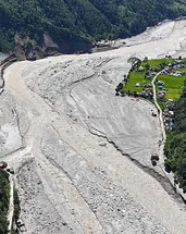 Nepal’de doğa yürüyüşü kabusa döndü