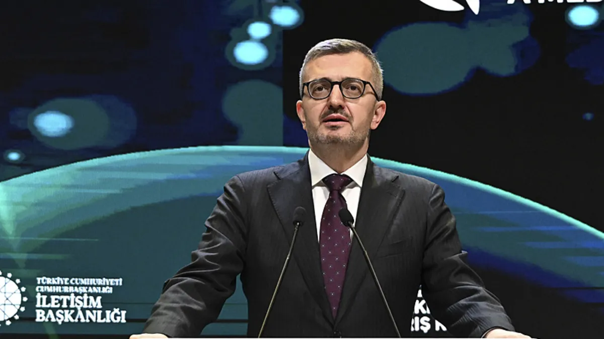 İletişim Başkanı Duran: Suriye devletinin toprak bütünlüğüne ve egemenliğine saygı göstereceğiz