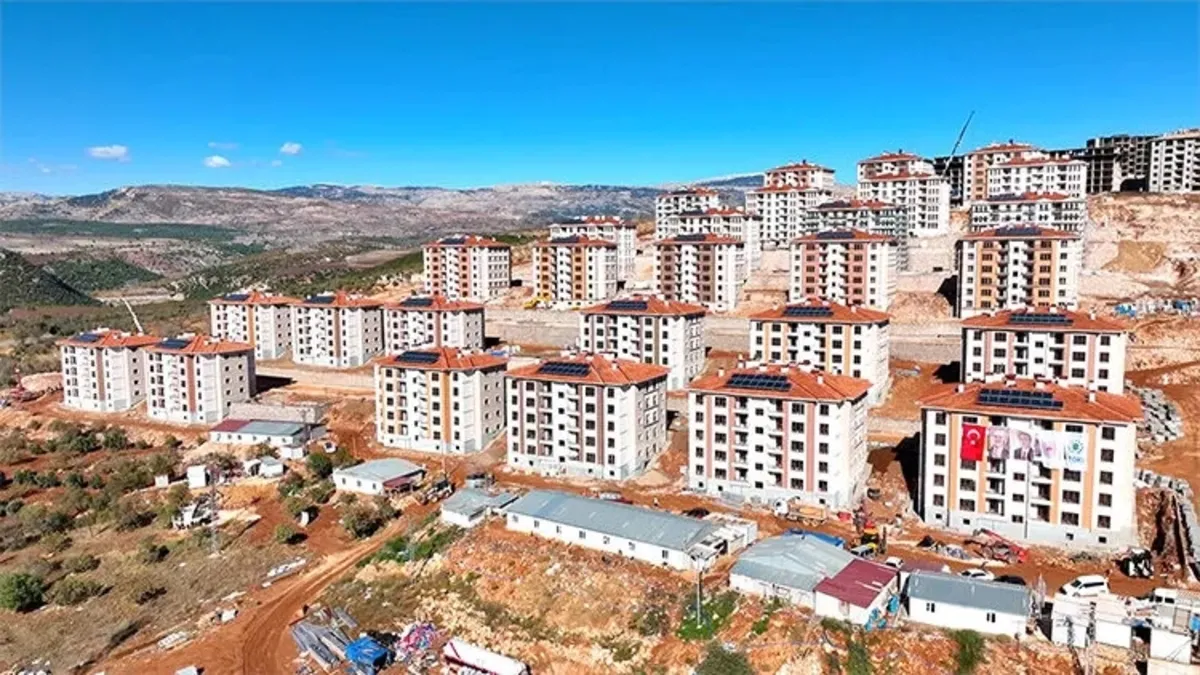 Bakanlıktan afet konutları paylaşımı: Milletimize verdiğimiz sözün ispatı! 2 yılda 455 bin 357 bağımsız bölüm teslim edildi! Bakanlıktan afet konutları paylaşımı: Milletimize verdiğimiz sözün ispatı! 2 yılda 455 bin 357 bağımsız bölüm teslim edildi!