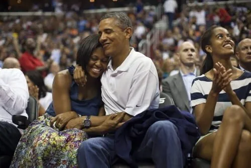 Obama çiftinin romantik anları