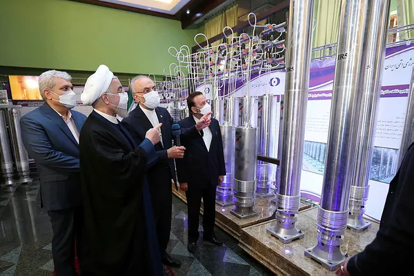 son-dakika-ruhani-talimat-verdi-irandan-uranyum-zenginlestirme-hamlesi-1618082638571.jpg Son dakika: Ruhani talimat verdi! İran'dan uranyum zenginleştirme hamlesi
