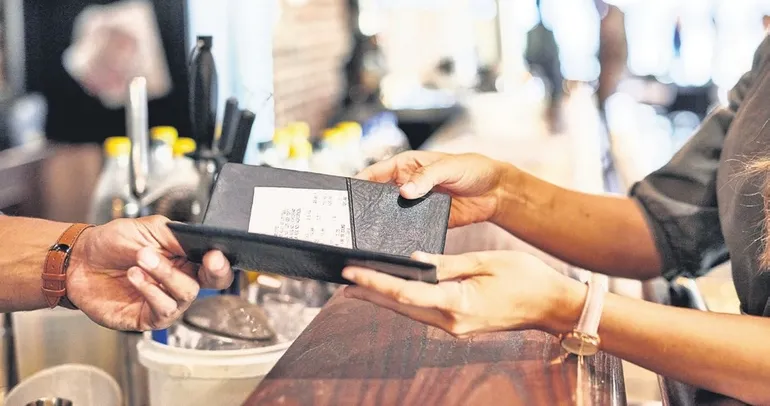 Servis ücreti yansıtana ceza