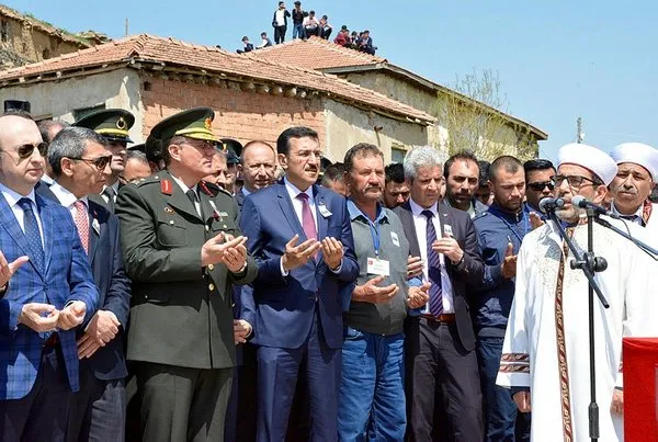 Kırşehirli şehit Uzman Çavuş son yolculuğuna uğurlandı