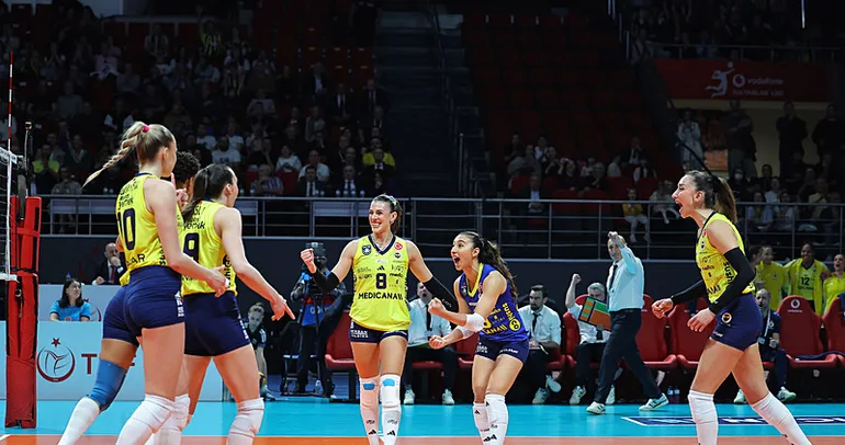 Fenerbahçe Medicana, Vakıfbank’ı devirdi!
