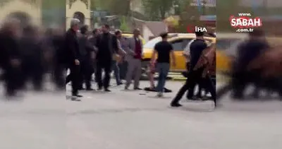 İspir’de iki grup arasında bıçaklı ve sopalı kavga kamerada | Video