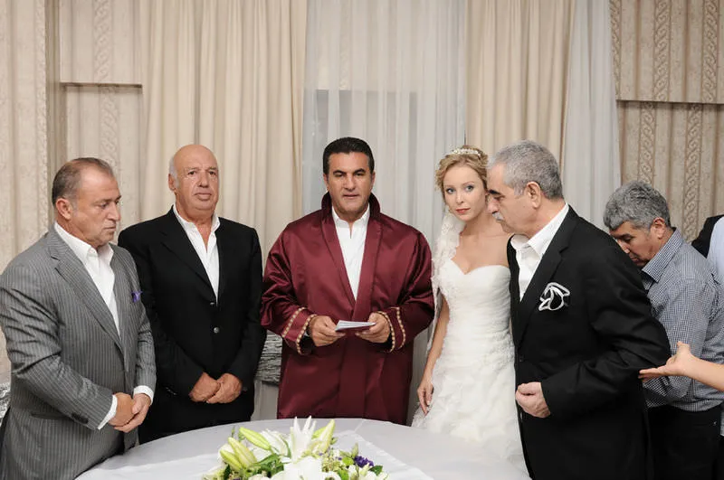 Ibrahim Tatlises Evlendi Galeri Magazin