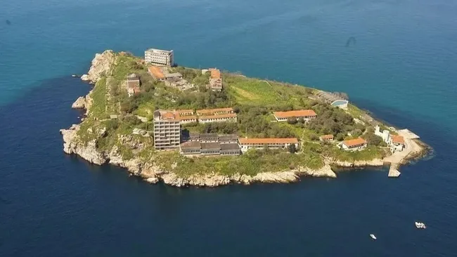 Hüseyin Yayman AK Parti üyelerini bilgilendirdi