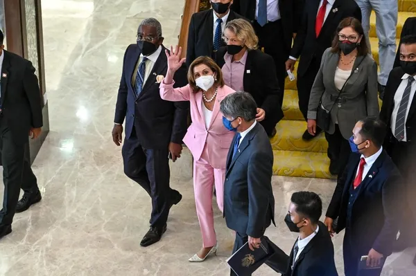 Çin-Tayvan məsələsindən çox siyasətçiliyi ilə gündəmdə olan Pelosi kimdir?