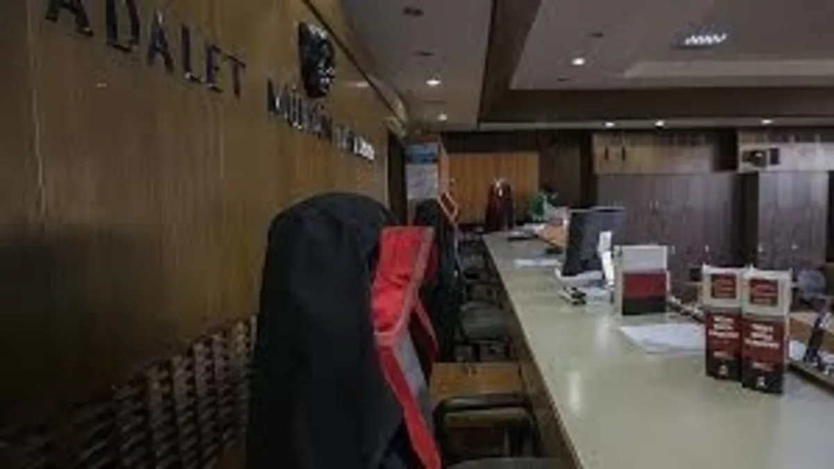 İstanbul Barosu Yönetimine “Terör” iddianamesi