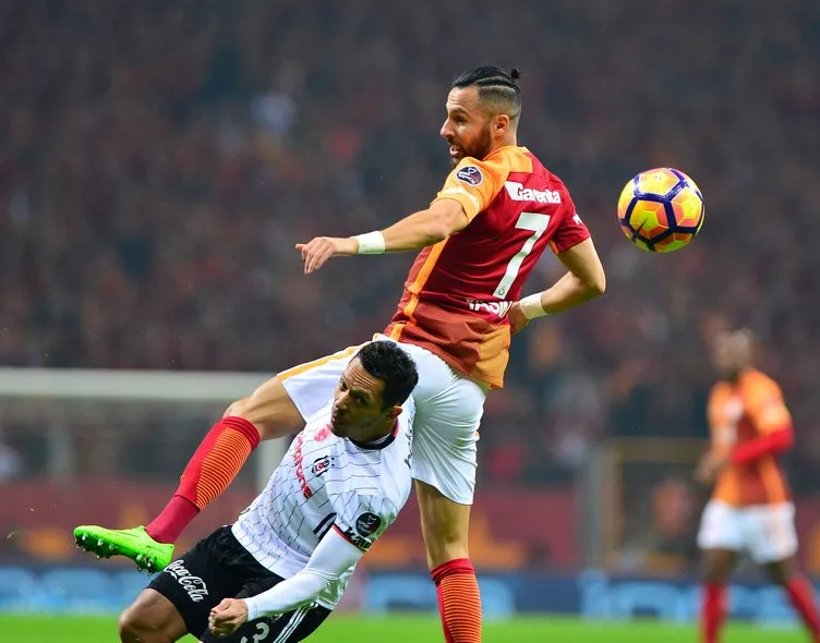 Galatasaray-Beşiktaş maçından kareler