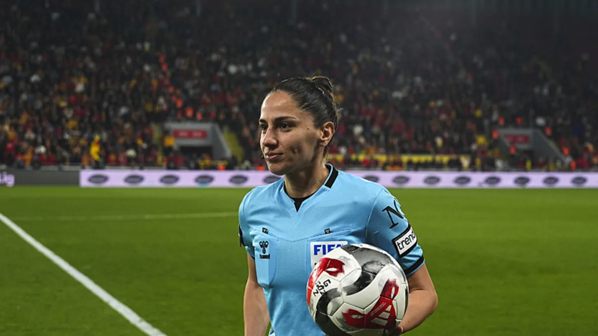 Süper Lig’de 22 yıl sonra bir ilk! Asen Albayrak tarihe geçti