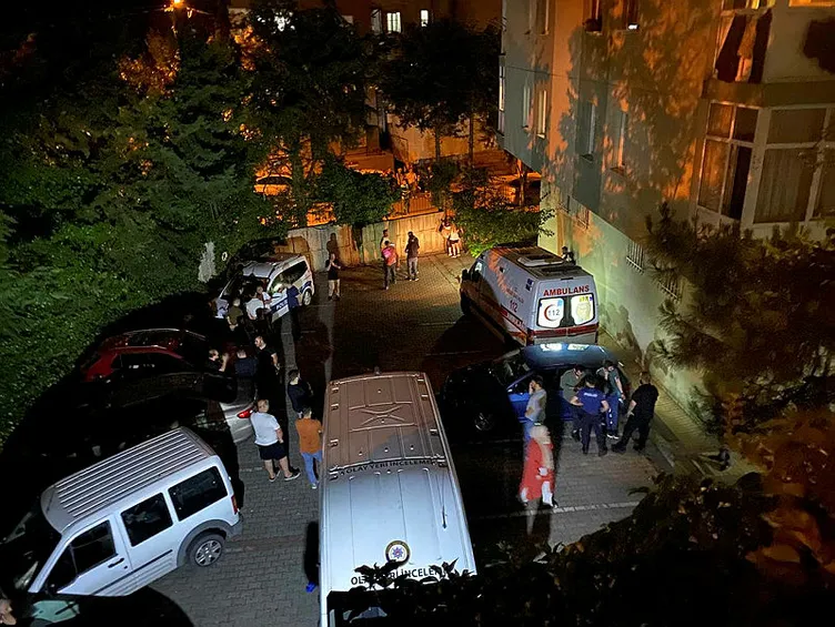İstanbul'da bir ev dehşet evine döndü! Kardeşi kapıyı açmayınca pencereden girdi, gördüğü manzara karşısında hayatının şokunu yaşadı