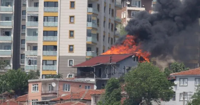 izmit te korkutan yangin 2 katli ev alevlere teslim son dakika haberler