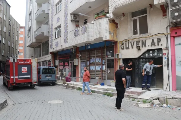 elektrik-panosunda-cikan-yangin-panige-neden-oldu-1782319148365.jpg