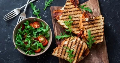 Patlıcanlı sandviç