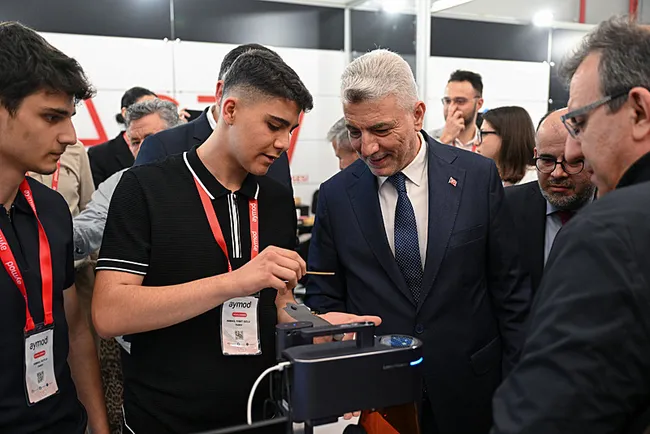 bakan-bolat-tek-kaynaga-bagimli-kalmadik-1774647031963.jpeg Bakan Bolat: “Tek kaynağa bağımlı kalmadık”