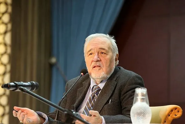 Prof. Dr. Ortaylı'dan Nobel Edebiyat Ödülü eleştirisi... Prof. Dr. Ortaylı'dan Nobel Edebiyat Ödülü eleştirisi...
