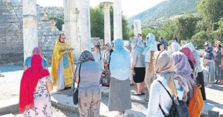 Efes’te bin yıl sonra tarihi ayin