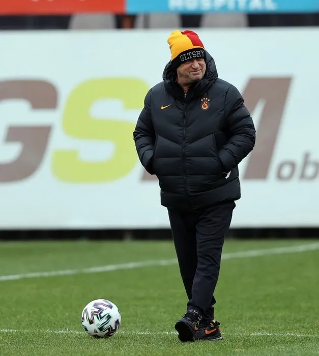 Galatasaray Teknik Direktörü Fatih Terim’den Radamel Falcao kararı! İşte Aslan’ın Hatayspor maçı 11’i