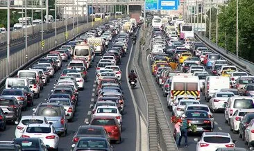 İstanbul’da son 2 ayın en yoğun trafiği yaşanıyor