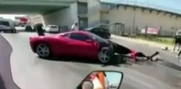 O Ferrari satıldı! Tamir ustası teste çıkardığı lüks aracı perte çıkarmıştı... Satın alan kişi bir futbolcu!