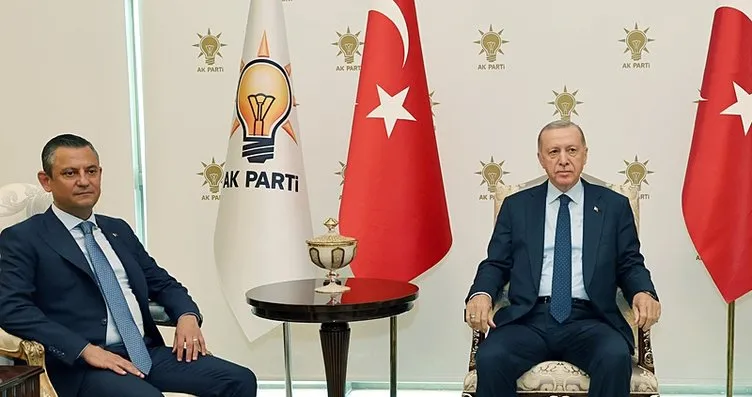 Türkiye, Başkan Erdoğan-Özgür Özel görüşmesini...