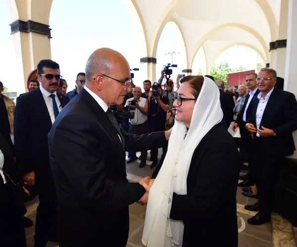 Fatma Şahin'in baba acısı! Mustafa Kıymık gözyaşlarıyla toprağa verildi -