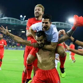 Yazarlar LASK Linz - Beşiktaş maçını yorumladı