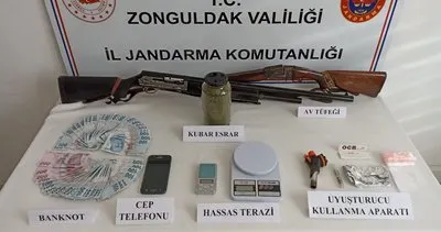 Jandarma bir evde esrar ve çeşitli maddeler ele geçirdi #zonguldak