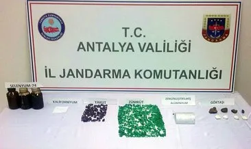 Antalya Serik’te 23 milyon dolarlık değerli taş ve tehlikeli madde ele geçirildi