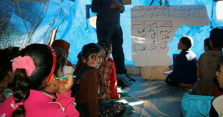 İdlip’te 200 bin çocuk çadırlarda eğitim görüyor
