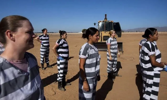 ABD’nin prangalı kadın mahkumlar