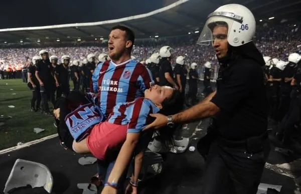 Fenerbahçe-Trabzonspor maçından kareler