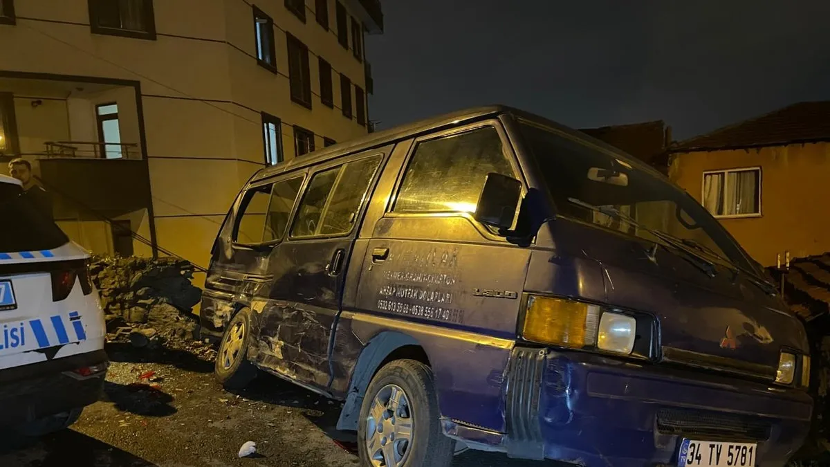 Eyüpsultan'da korkutan kaza: 8 Araca çarptı yaralanan olmadı