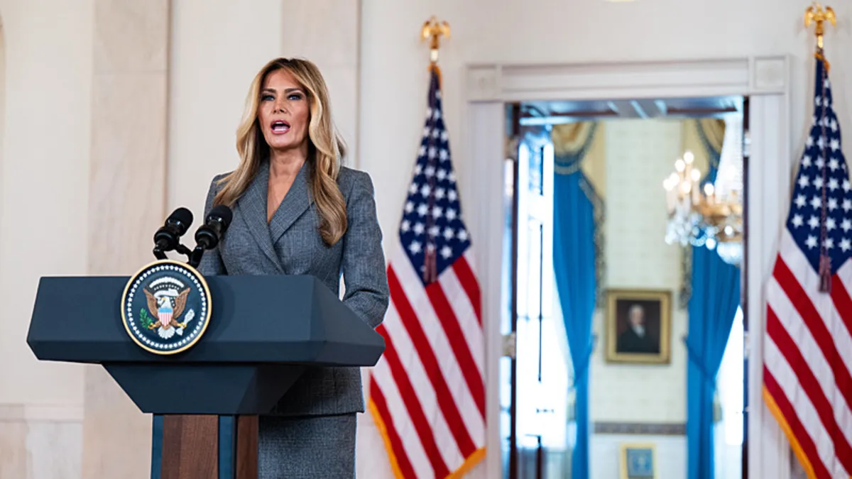 Melania Trump, Epstein ile bağlantısı olduğu iddialarını reddetti!