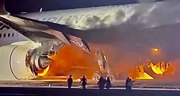 SON DAKİKA | Japonya’da yeni felaket: Uçakta dev patlama! Alevler içindeki uçak ikiye bölündü