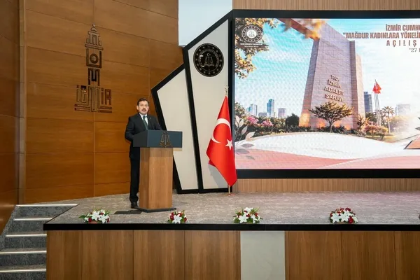 izmirde-kadinlar-icin-yeni-proje-3-ayda-150-kadina-hukuki-egitim-1793211076181.jpeg