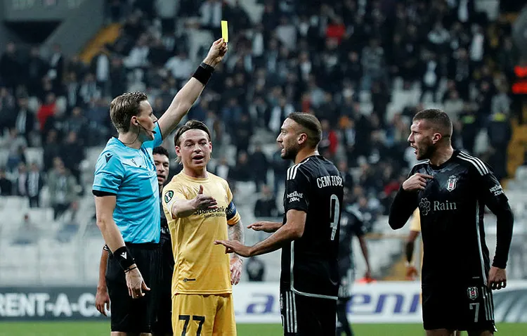 son-dakika-haberi-riza-calimbay-acikladi-aboubakar-sakat-mi-1699706153114.jpg