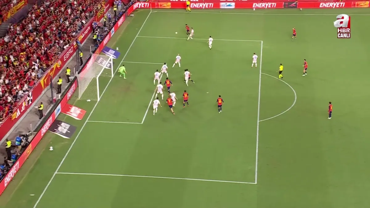 GOL İZLE | İspanya 2-1 Hırvatistan (Marc Pubill)